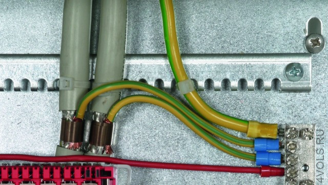 DEHN 919 030 Самоклеящаяся резиновая лента SKB 19 9M SW купить в Москве